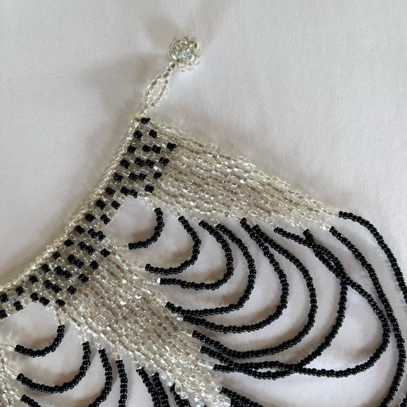 Vintage 80s South African black and clear beaded collar necklace. - Picture 4 of 4